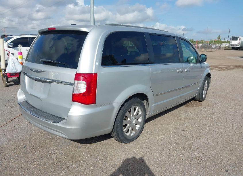 Photo 4 of 2011 Chrysler Town & COUNTRY TOURING-L (VIN 2A4RR8DG0BR758331)