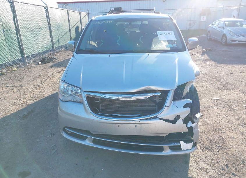 Photo 12 of 2011 Chrysler Town & COUNTRY TOURING-L (VIN 2A4RR8DG0BR781611)