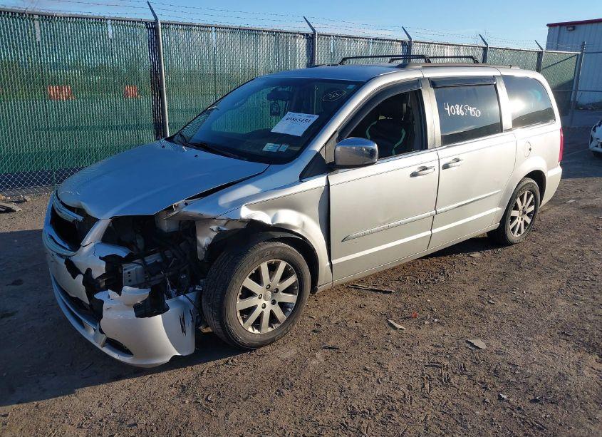 Photo 2 of 2011 Chrysler Town & COUNTRY TOURING-L (VIN 2A4RR8DG0BR781611)