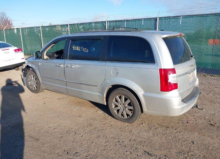 Photo 3 of 2011 Chrysler Town & COUNTRY TOURING-L (VIN 2A4RR8DG0BR781611)