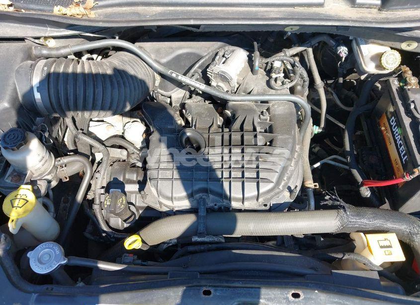 Photo 10 of 2011 Chrysler Town & COUNTRY TOURING-L (VIN 2A4RR8DG1BR645357)