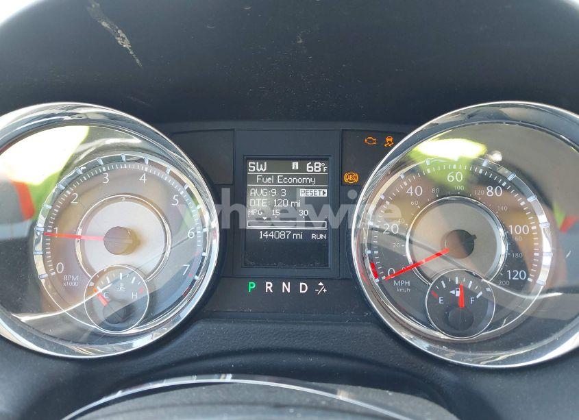 Photo 7 of 2011 Chrysler Town & COUNTRY TOURING-L (VIN 2A4RR8DG1BR645357)