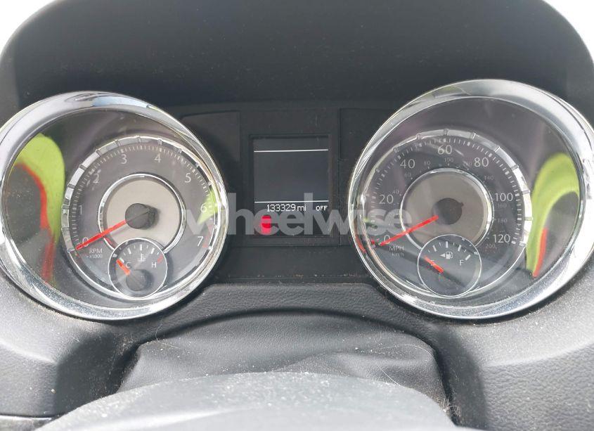 Photo 7 of 2011 Chrysler Town & COUNTRY TOURING-L (VIN 2A4RR8DG1BR703726)