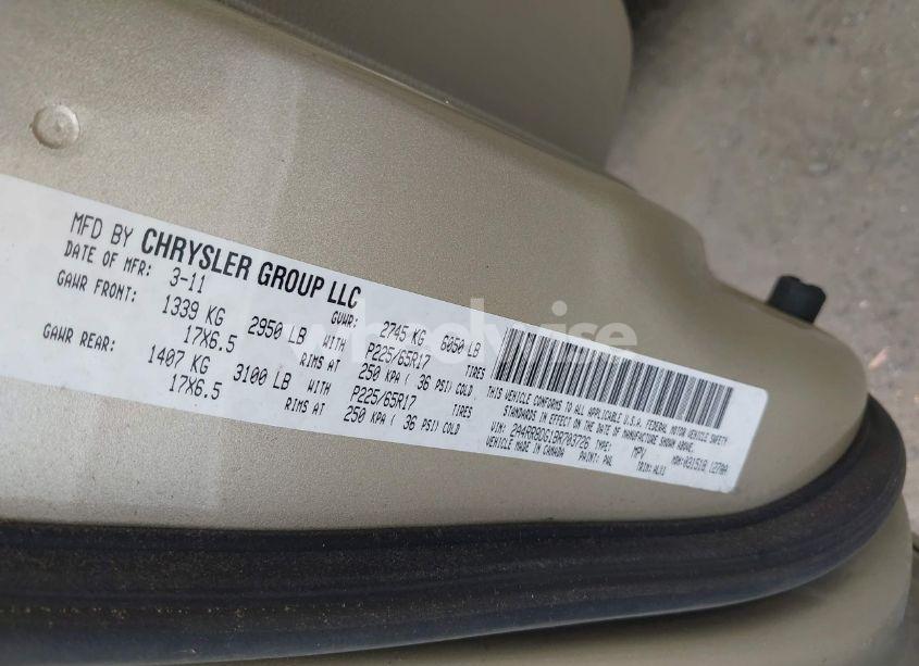 Photo 9 of 2011 Chrysler Town & COUNTRY TOURING-L (VIN 2A4RR8DG1BR703726)