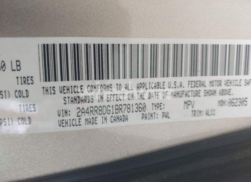 Photo 9 of 2011 Chrysler Town & COUNTRY TOURING-L (VIN 2A4RR8DG1BR781360)