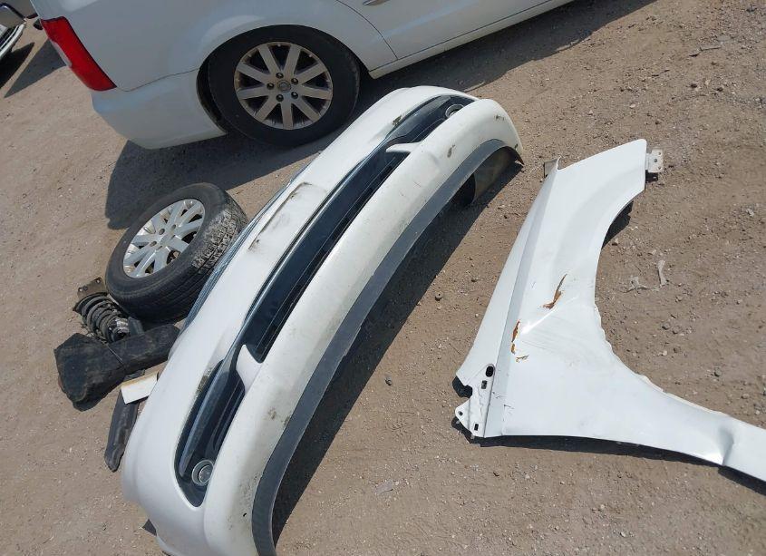 Photo 12 of 2011 Chrysler Town & COUNTRY TOURING-L (VIN 2A4RR8DG2BR655640)