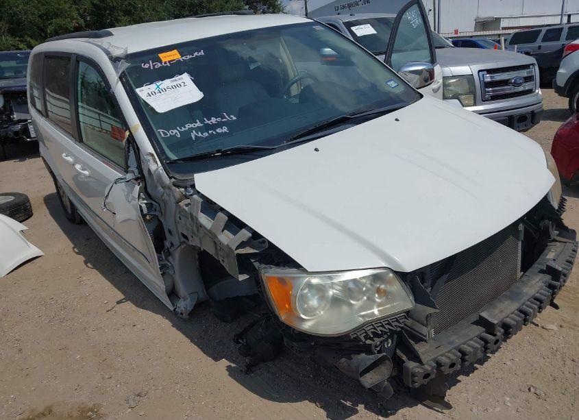 Photo 6 of 2011 Chrysler Town & COUNTRY TOURING-L (VIN 2A4RR8DG2BR655640)