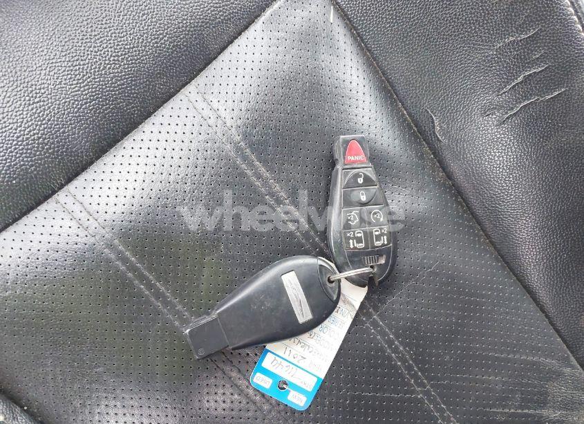 Photo 11 of 2011 Chrysler Town & COUNTRY TOURING-L (VIN 2A4RR8DG2BR683762)