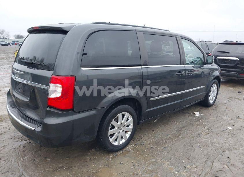 Photo 4 of 2011 Chrysler Town & COUNTRY TOURING-L (VIN 2A4RR8DG2BR782484)