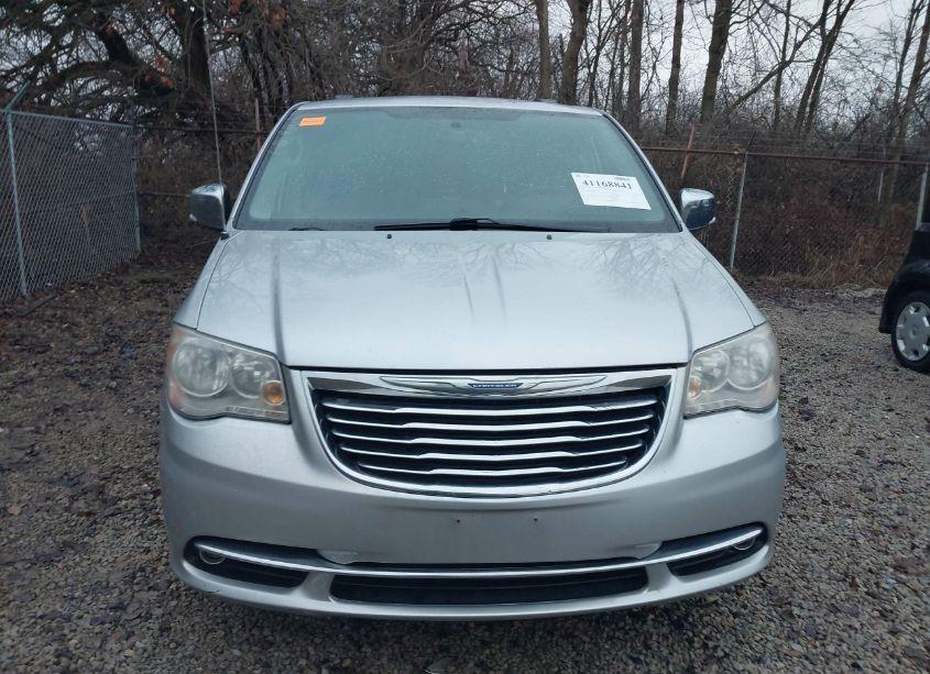 Photo 12 of 2011 Chrysler Town & COUNTRY TOURING-L (VIN 2A4RR8DG2BR797776)