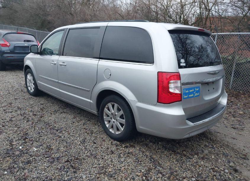 Photo 3 of 2011 Chrysler Town & COUNTRY TOURING-L (VIN 2A4RR8DG2BR797776)