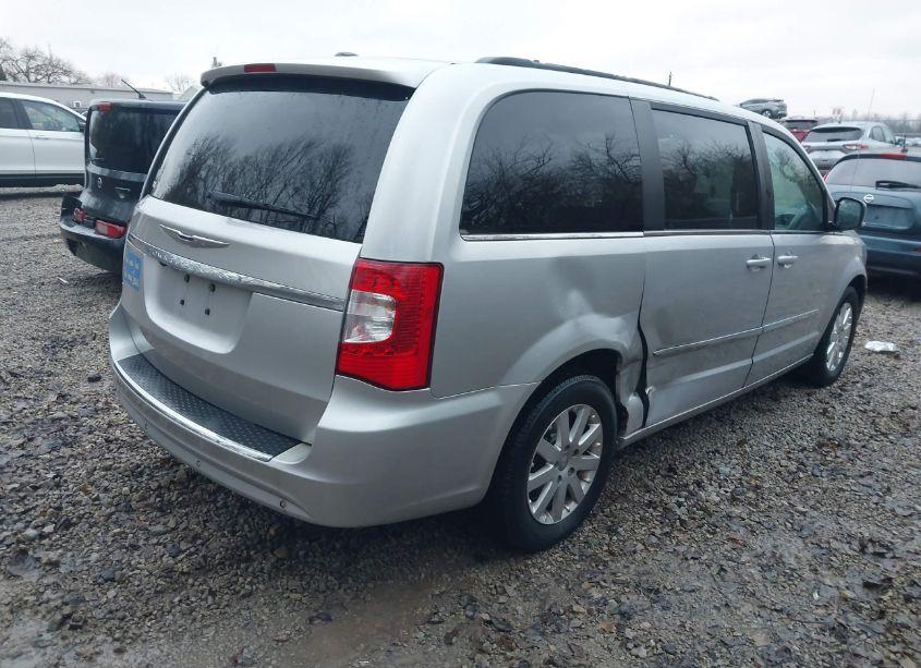 Photo 4 of 2011 Chrysler Town & COUNTRY TOURING-L (VIN 2A4RR8DG2BR797776)