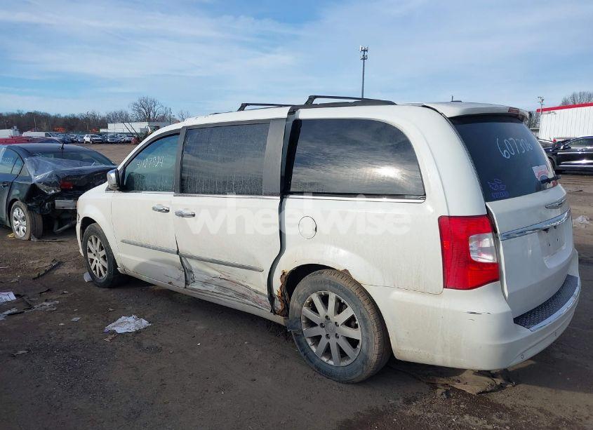 Photo 14 of 2011 Chrysler Town & COUNTRY TOURING-L (VIN 2A4RR8DG3BR607306)