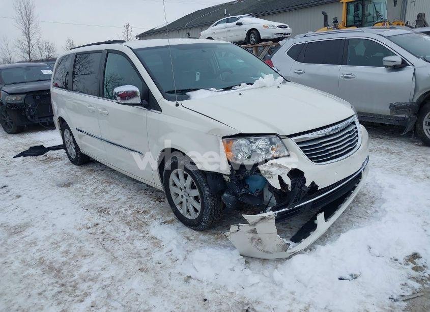2011 Chrysler Town & COUNTRY TOURING-L (VIN 2A4RR8DG3BR633419) main photo