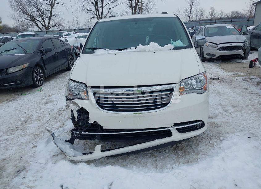 Photo 12 of 2011 Chrysler Town & COUNTRY TOURING-L (VIN 2A4RR8DG3BR633419)