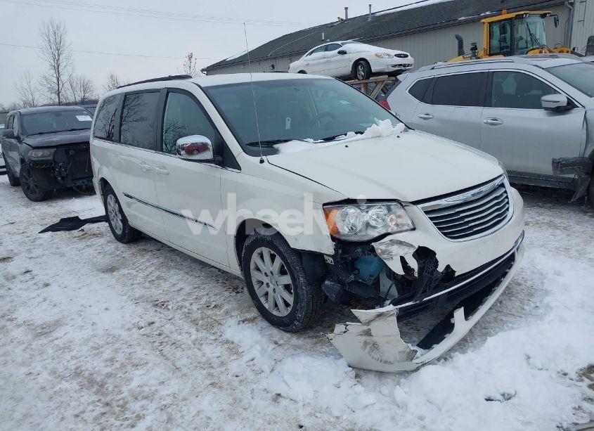 Photo 13 of 2011 Chrysler Town & COUNTRY TOURING-L (VIN 2A4RR8DG3BR633419)