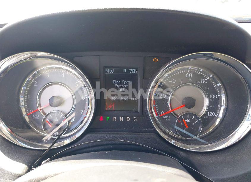 Photo 7 of 2011 Chrysler Town & COUNTRY TOURING-L (VIN 2A4RR8DG3BR676044)