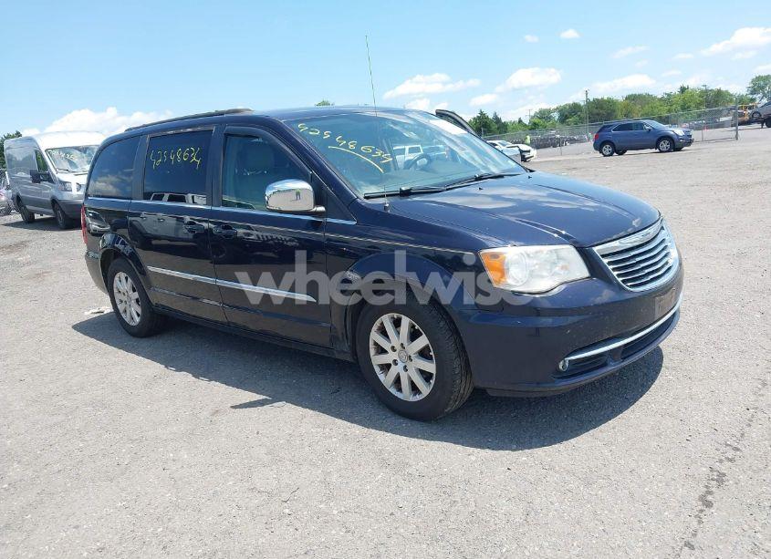 2011 Chrysler Town & COUNTRY TOURING-L (VIN 2A4RR8DG4BR609503) main photo