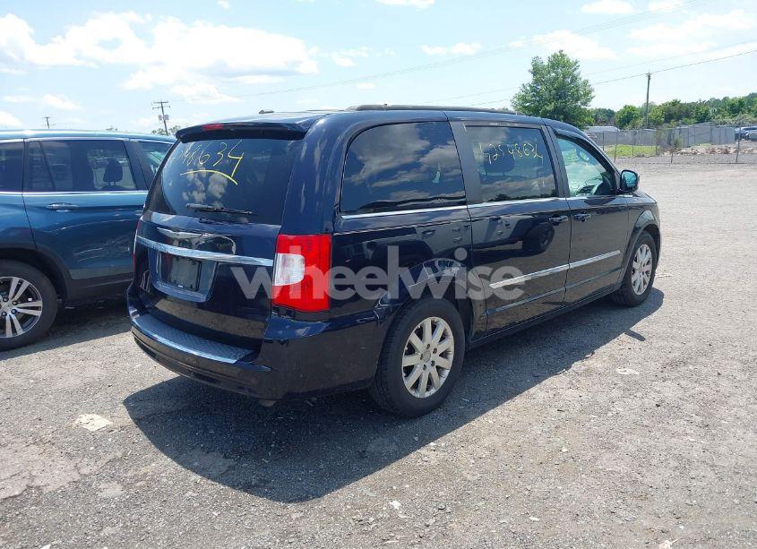 Photo 4 of 2011 Chrysler Town & COUNTRY TOURING-L (VIN 2A4RR8DG4BR609503)