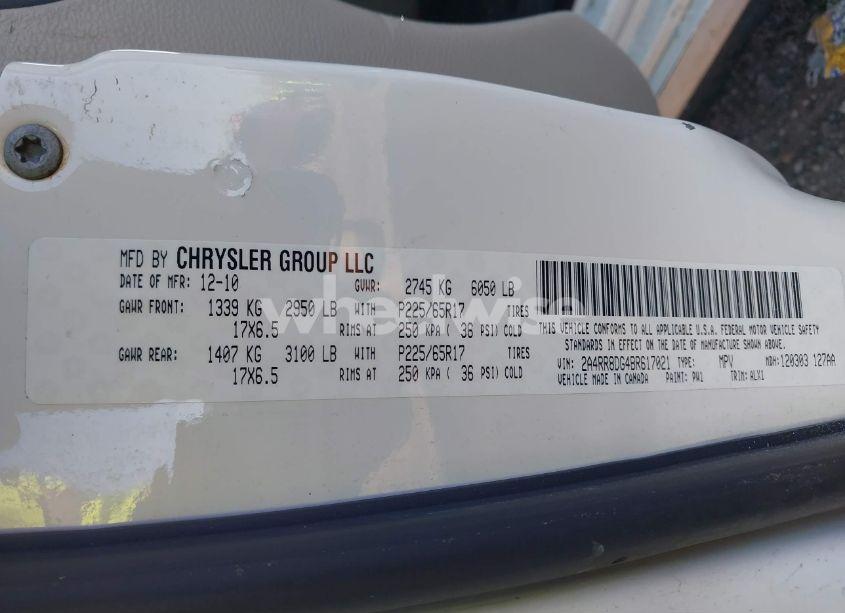 Photo 9 of 2011 Chrysler Town & COUNTRY TOURING-L (VIN 2A4RR8DG4BR617021)