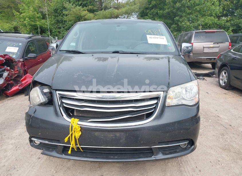 Photo 12 of 2011 Chrysler Town & COUNTRY TOURING-L (VIN 2A4RR8DG4BR781708)