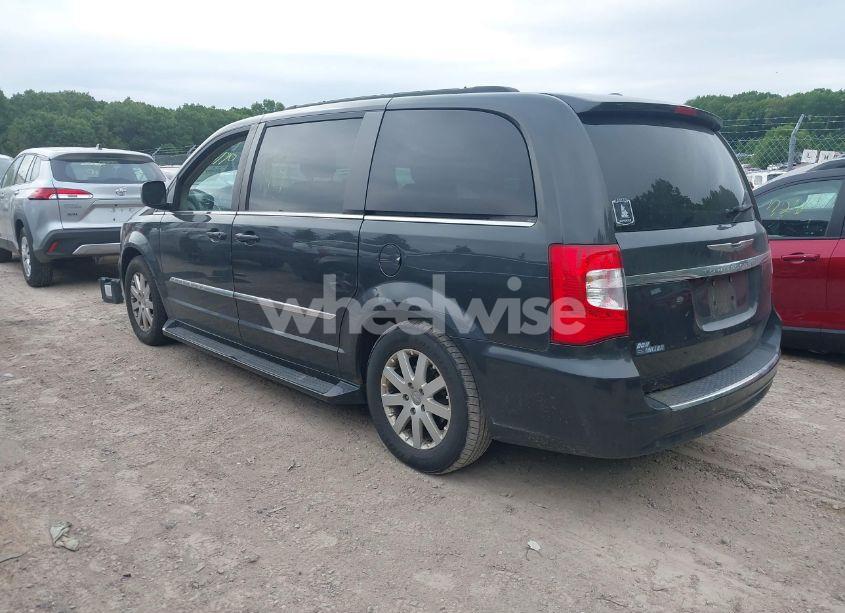 Photo 3 of 2011 Chrysler Town & COUNTRY TOURING-L (VIN 2A4RR8DG4BR781708)