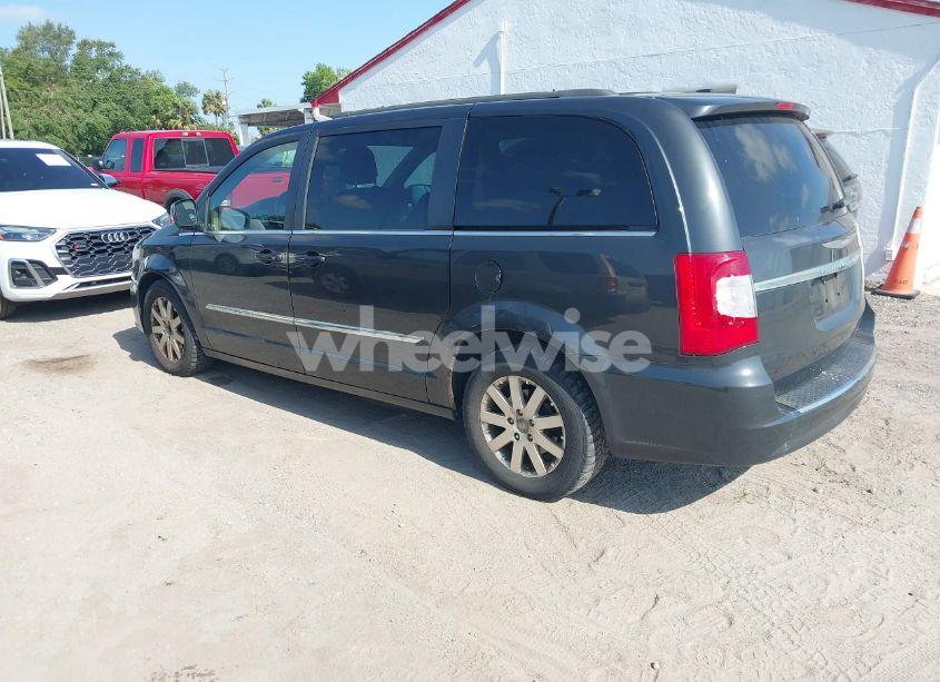 Photo 3 of 2011 Chrysler Town & COUNTRY TOURING-L (VIN 2A4RR8DG4BR784138)