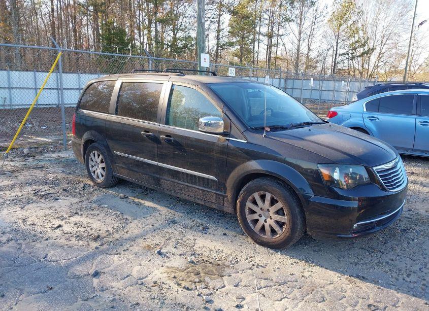 2011 Chrysler Town & COUNTRY TOURING-L (VIN 2A4RR8DG5BR609686) main photo