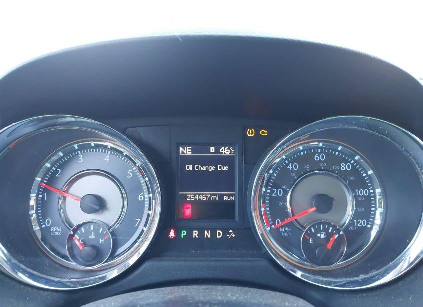 Photo 7 of 2011 Chrysler Town & COUNTRY TOURING-L (VIN 2A4RR8DG5BR609686)