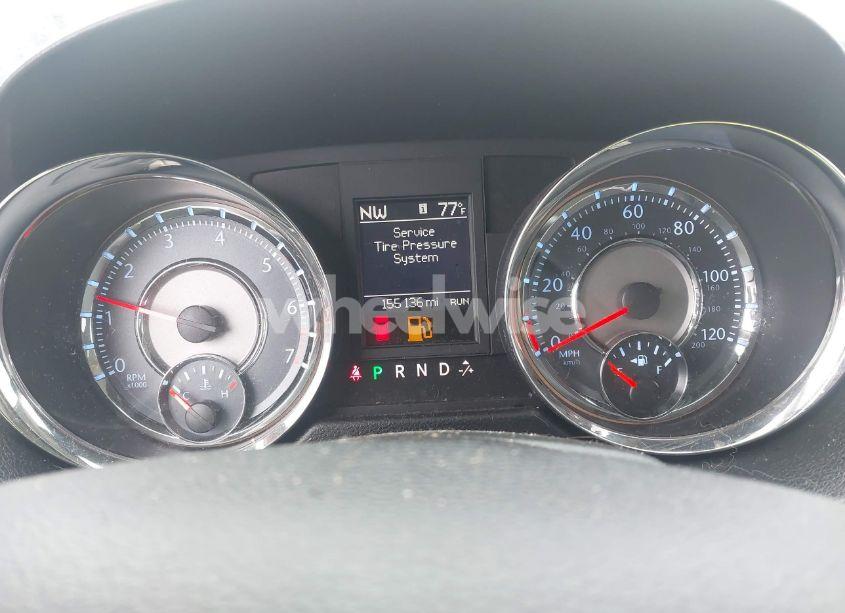 Photo 7 of 2011 Chrysler Town & COUNTRY TOURING-L (VIN 2A4RR8DG5BR611213)