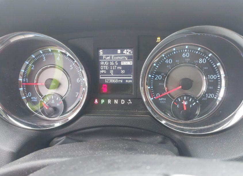 Photo 7 of 2011 Chrysler Town & COUNTRY TOURING-L (VIN 2A4RR8DG5BR624656)