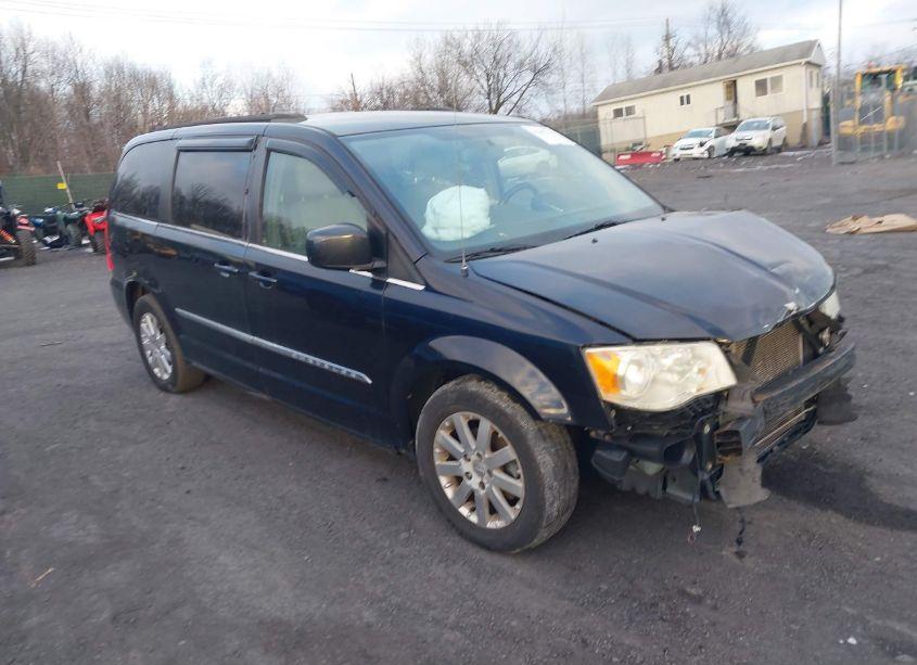 2011 Chrysler Town & COUNTRY TOURING-L (VIN 2A4RR8DG5BR630750) main photo