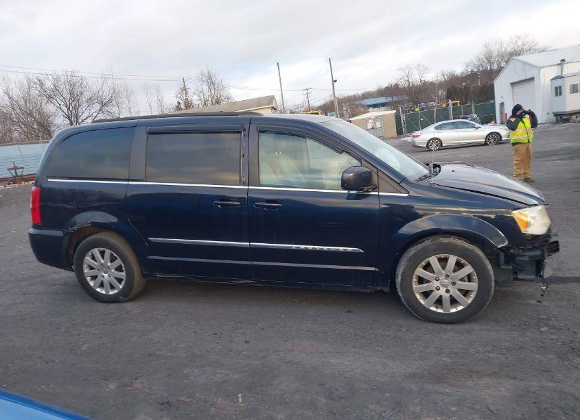 Photo 13 of 2011 Chrysler Town & COUNTRY TOURING-L (VIN 2A4RR8DG5BR630750)