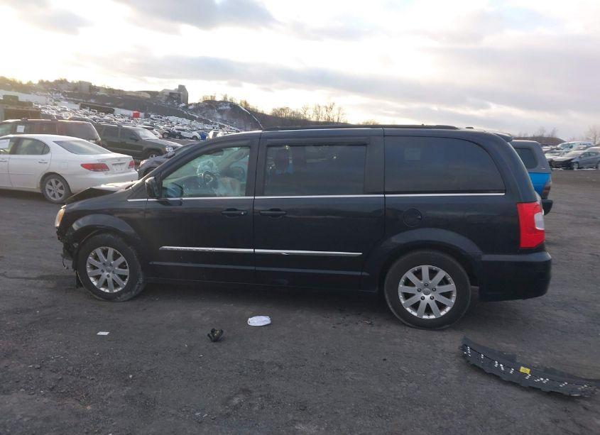 Photo 14 of 2011 Chrysler Town & COUNTRY TOURING-L (VIN 2A4RR8DG5BR630750)