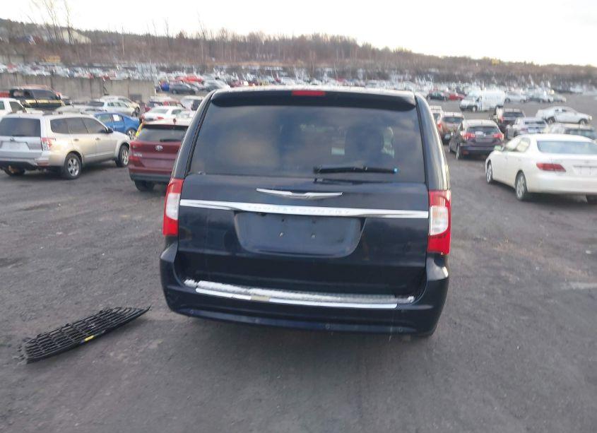 Photo 16 of 2011 Chrysler Town & COUNTRY TOURING-L (VIN 2A4RR8DG5BR630750)