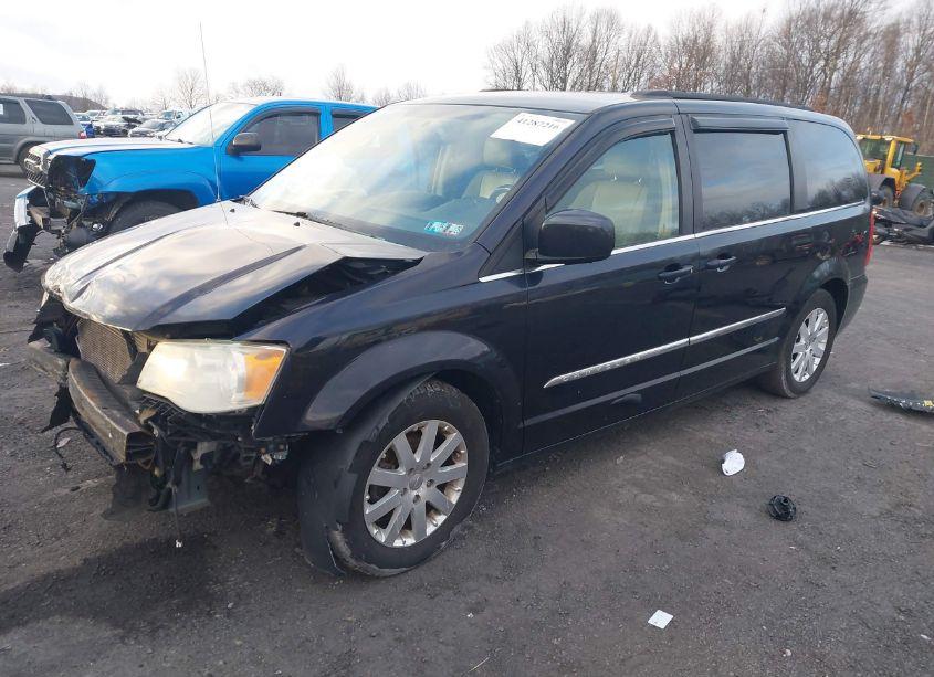 Photo 2 of 2011 Chrysler Town & COUNTRY TOURING-L (VIN 2A4RR8DG5BR630750)