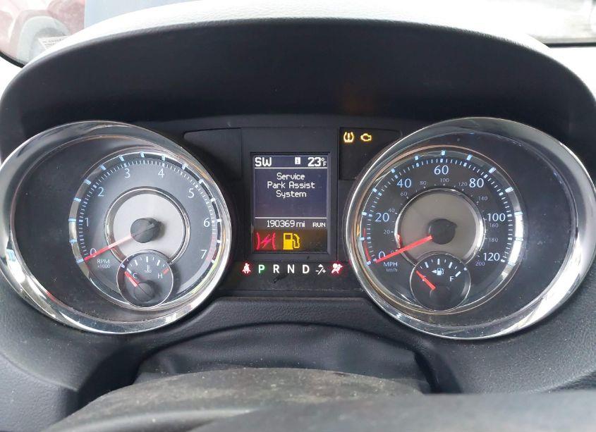 Photo 7 of 2011 Chrysler Town & COUNTRY TOURING-L (VIN 2A4RR8DG5BR630750)