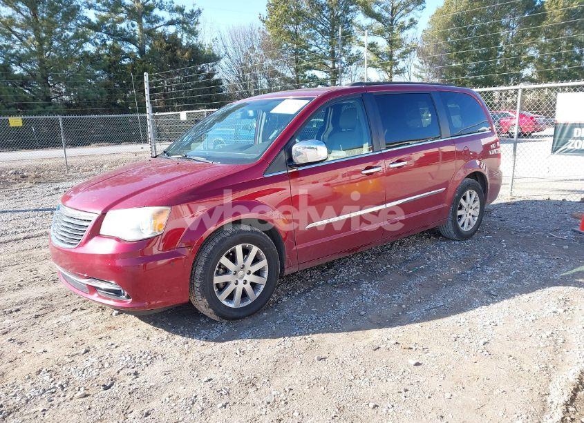 Photo 2 of 2011 Chrysler Town & COUNTRY TOURING-L (VIN 2A4RR8DG5BR665904)