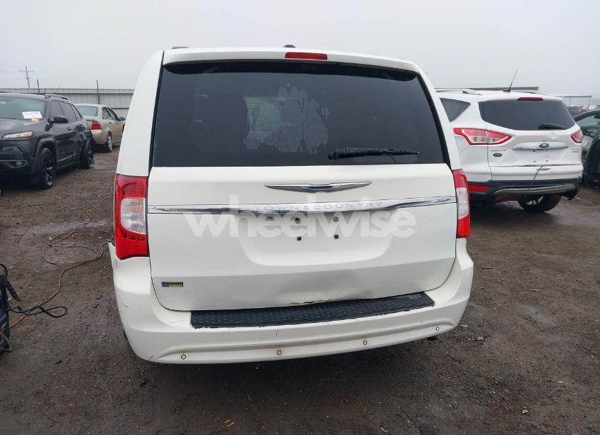 Photo 16 of 2011 Chrysler Town & COUNTRY TOURING-L (VIN 2A4RR8DG5BR690107)