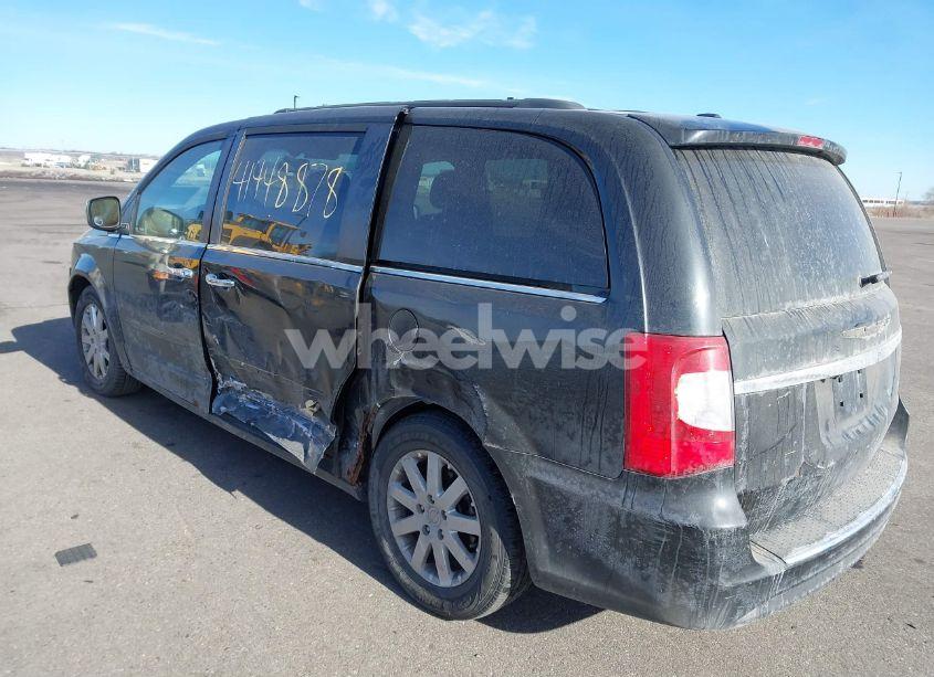 Photo 3 of 2011 Chrysler Town & COUNTRY TOURING-L (VIN 2A4RR8DG5BR704183)