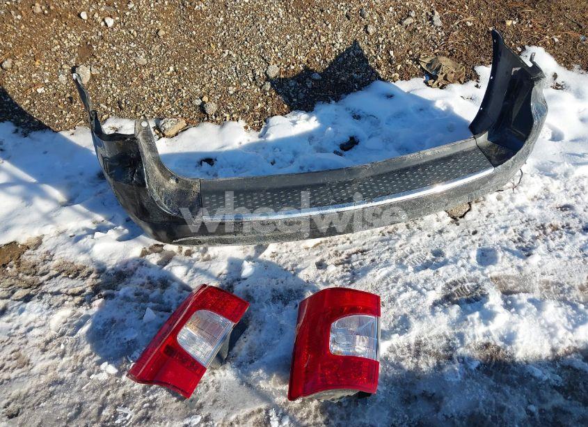 Photo 12 of 2011 Chrysler Town & COUNTRY TOURING-L (VIN 2A4RR8DG5BR714079)