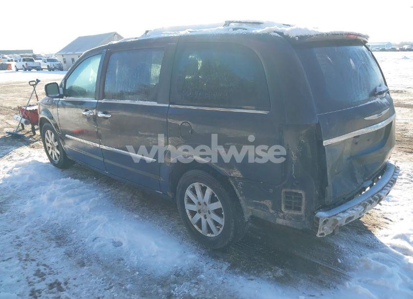 Photo 3 of 2011 Chrysler Town & COUNTRY TOURING-L (VIN 2A4RR8DG5BR714079)