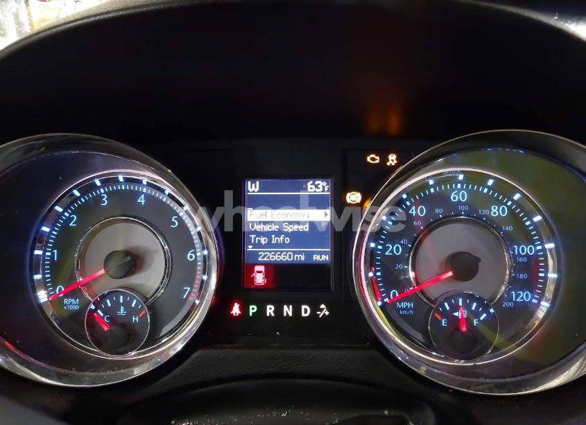 Photo 7 of 2011 Chrysler Town & COUNTRY TOURING-L (VIN 2A4RR8DG5BR746207)