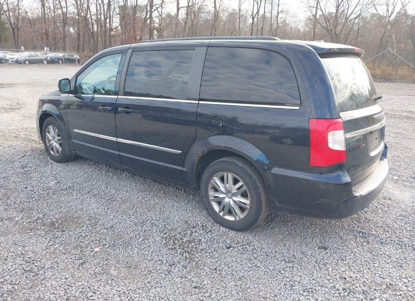 Photo 3 of 2011 Chrysler Town & COUNTRY TOURING-L (VIN 2A4RR8DG5BR749432)