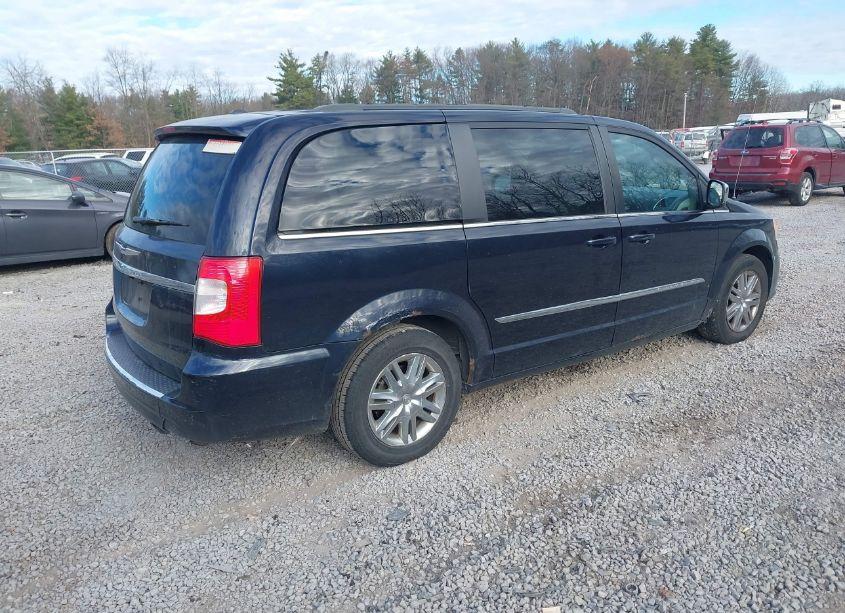 Photo 4 of 2011 Chrysler Town & COUNTRY TOURING-L (VIN 2A4RR8DG5BR749432)