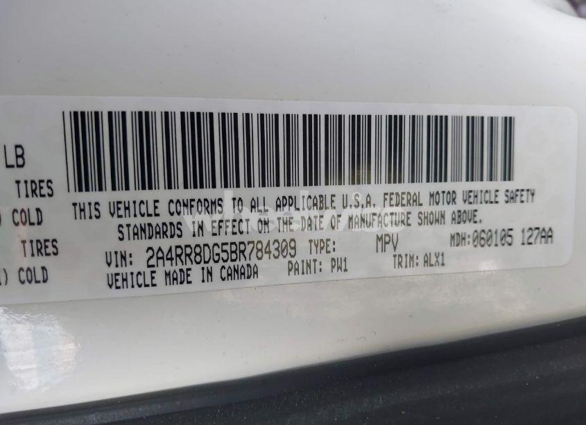 Photo 9 of 2011 Chrysler Town & COUNTRY TOURING-L (VIN 2A4RR8DG5BR784309)