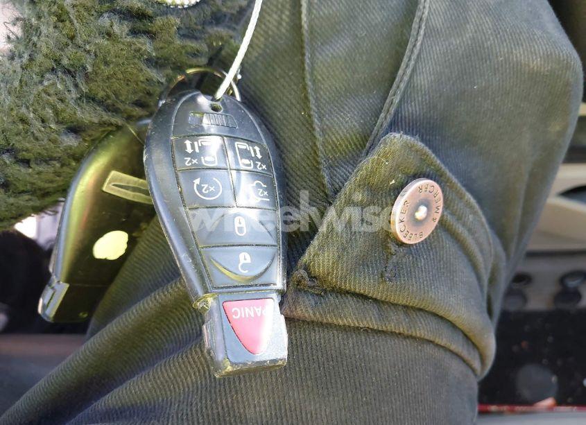 Photo 11 of 2011 Chrysler Town & COUNTRY TOURING-L (VIN 2A4RR8DG5BR803635)