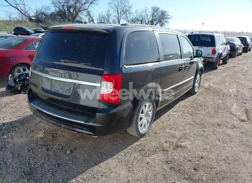 Photo 4 of 2011 Chrysler Town & COUNTRY TOURING-L (VIN 2A4RR8DG5BR803635)