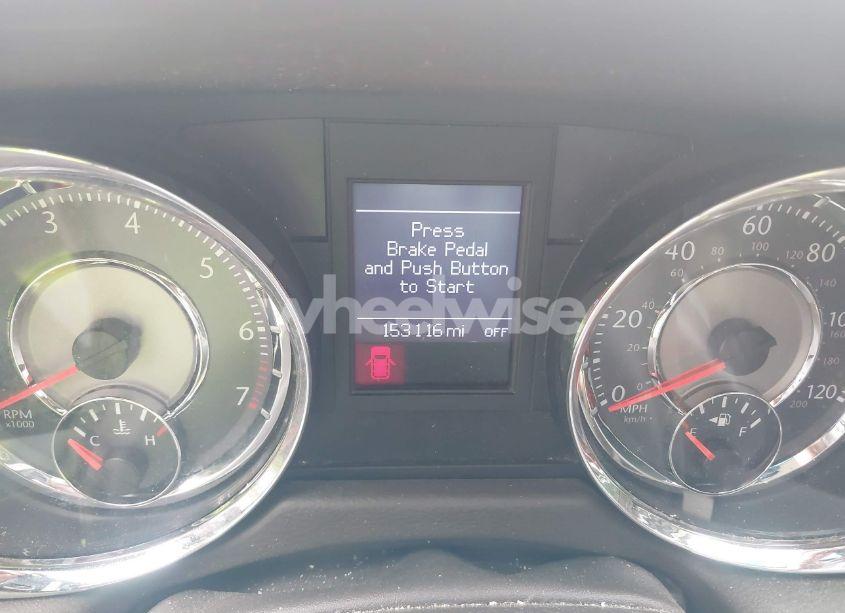 Photo 7 of 2011 Chrysler Town & COUNTRY TOURING-L (VIN 2A4RR8DG6BR631048)