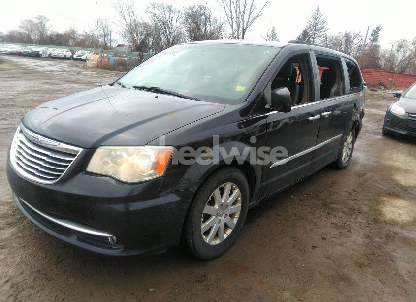 Photo 2 of 2011 Chrysler Town & COUNTRY TOURING W/LEATHER (VIN 2A4RR8DG6BR675910)